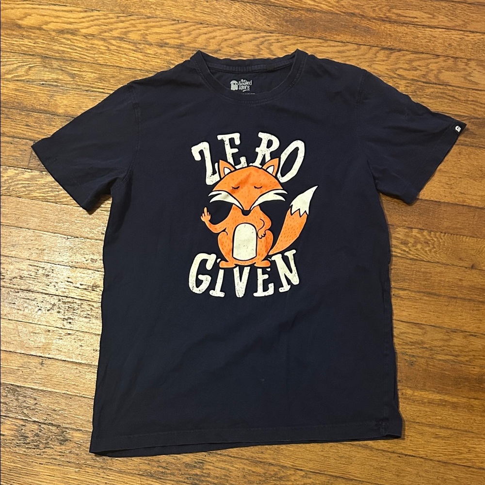 Navy T-Shirt with Fox Graphic